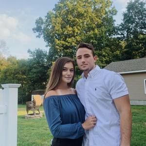 Meet your Posher, Carla